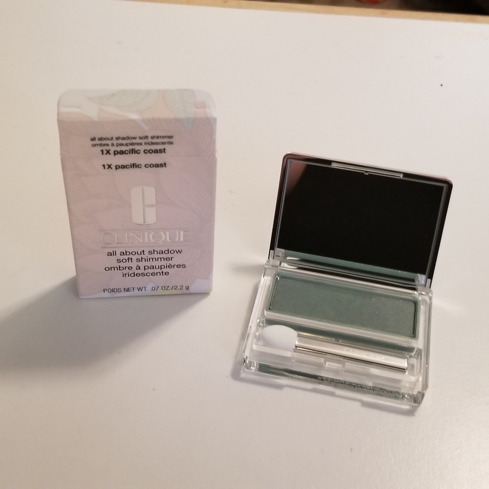 Clinque eyeshadow
